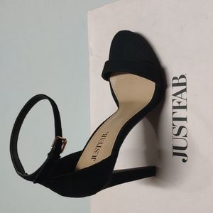 8.5 black sandals